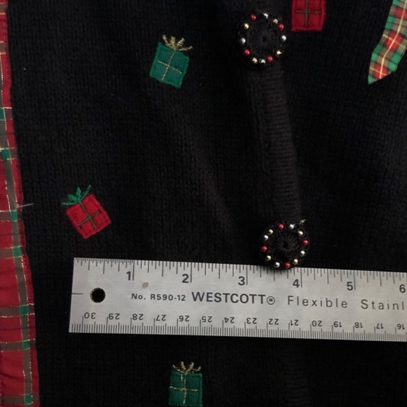 Christmas Cardigan - Picture 6 of 8